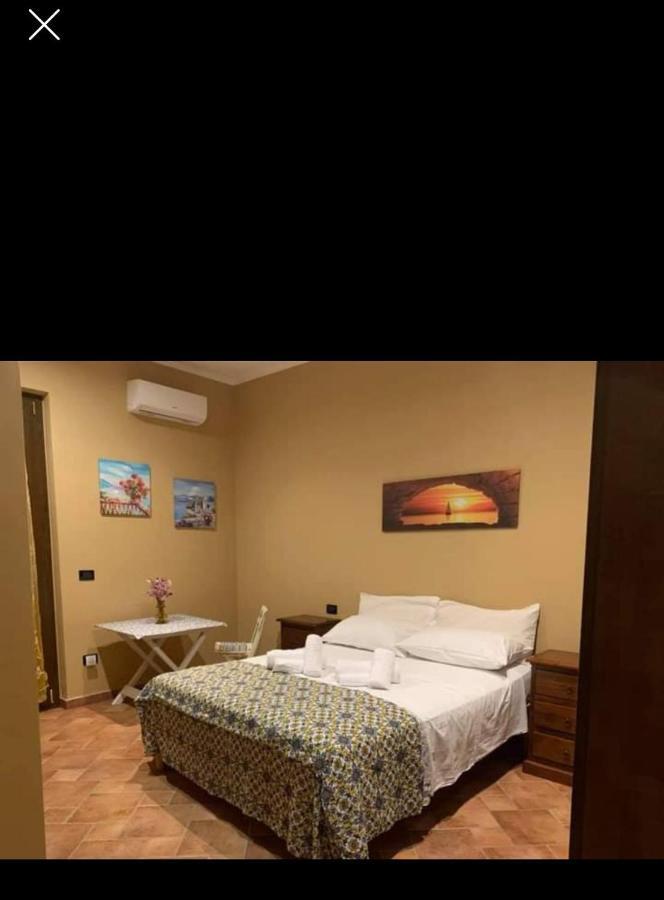 Casa Alice Hotel Изола деле Фемине Екстериор снимка