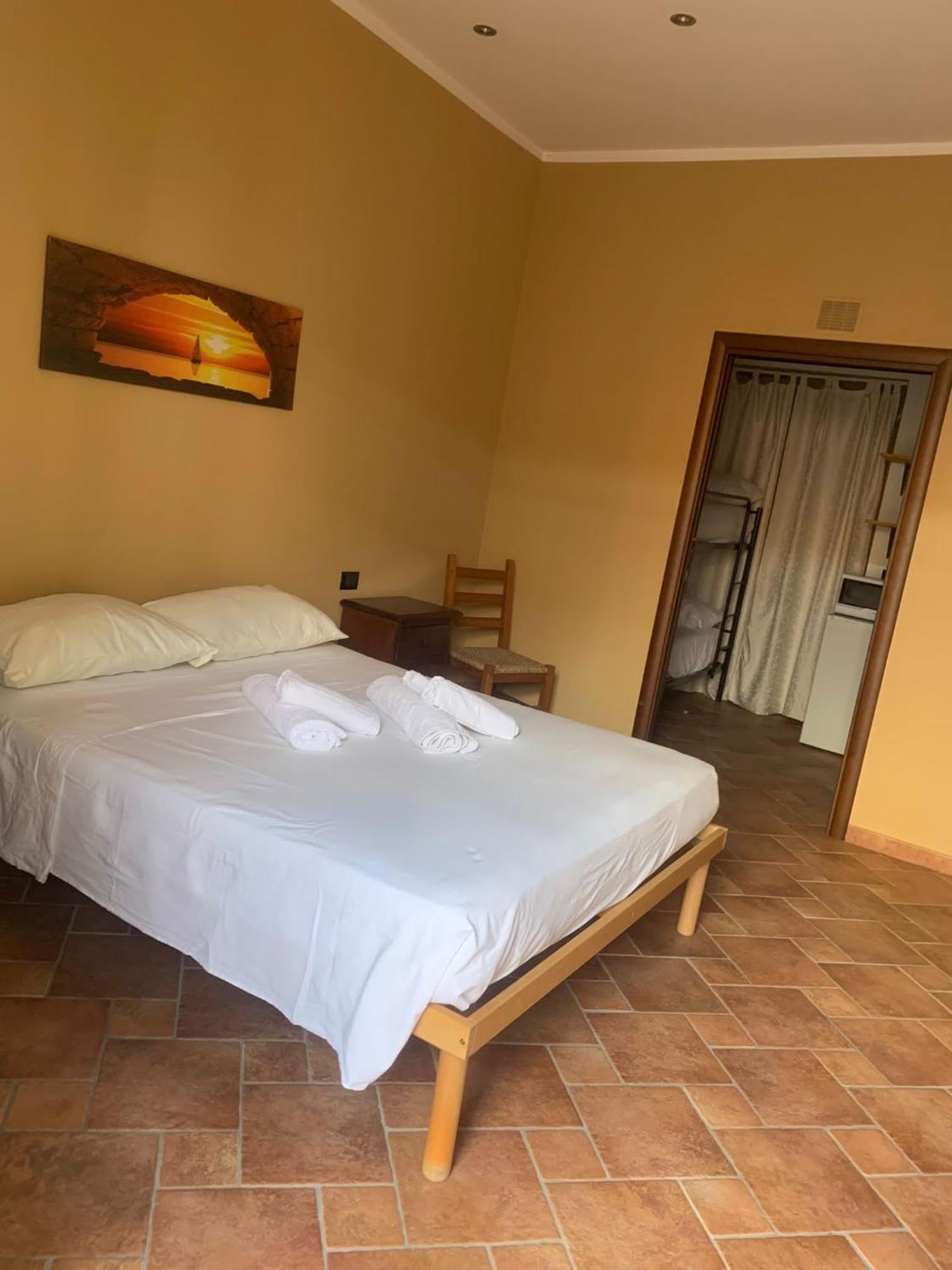 Casa Alice Hotel Изола деле Фемине Екстериор снимка